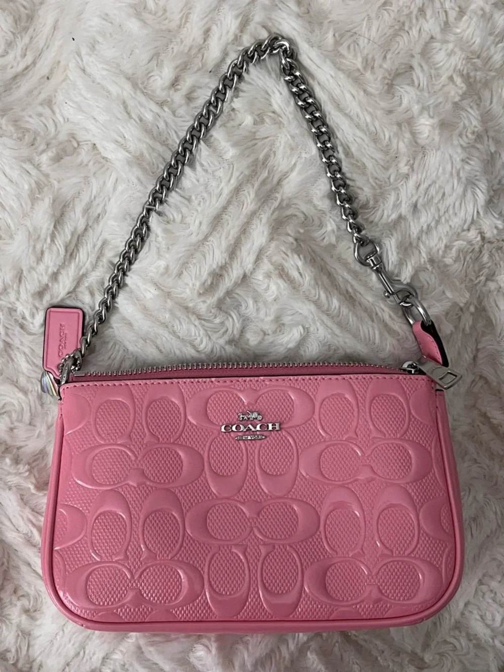 Nolita 19 Coach Pink Signature Embossed Leather Shoulder Bag - Picture 4 of 6